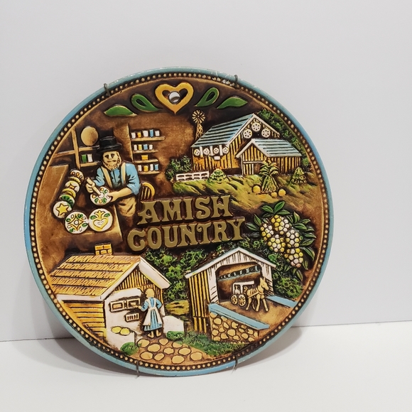 Amish Country Souvenir Ceramic Plate - Picture 4 of 7